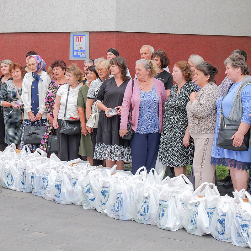 Widows with gifts